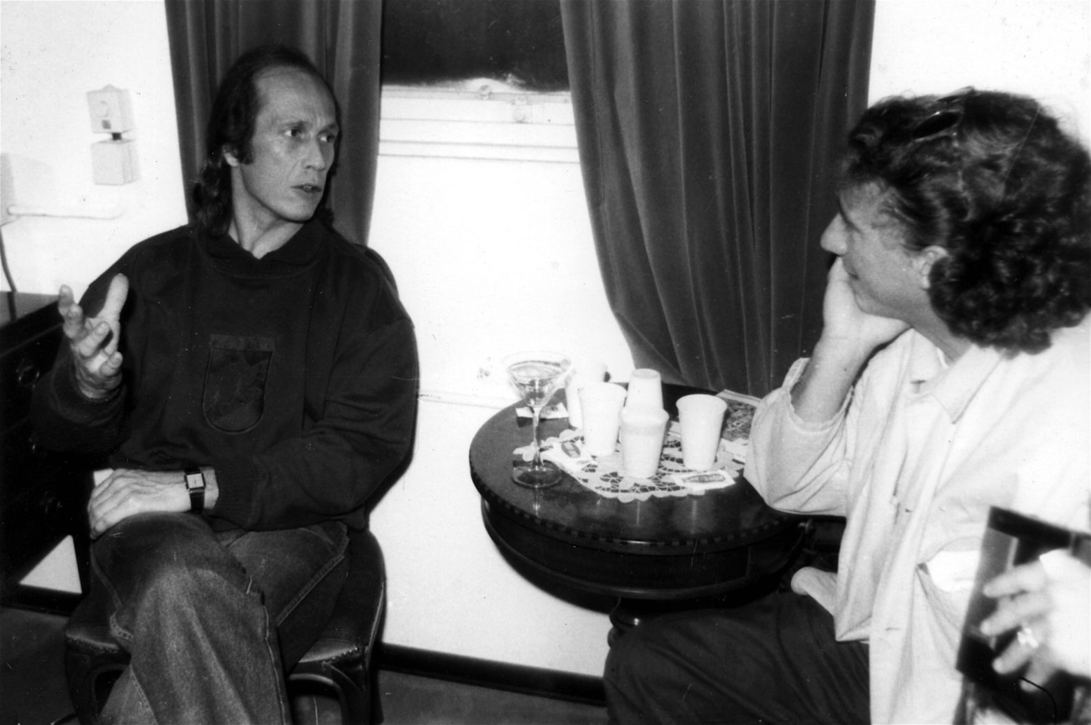 Stefano Cavallini intervista Paco de Lucia a Genova prima di un concerto - 1989